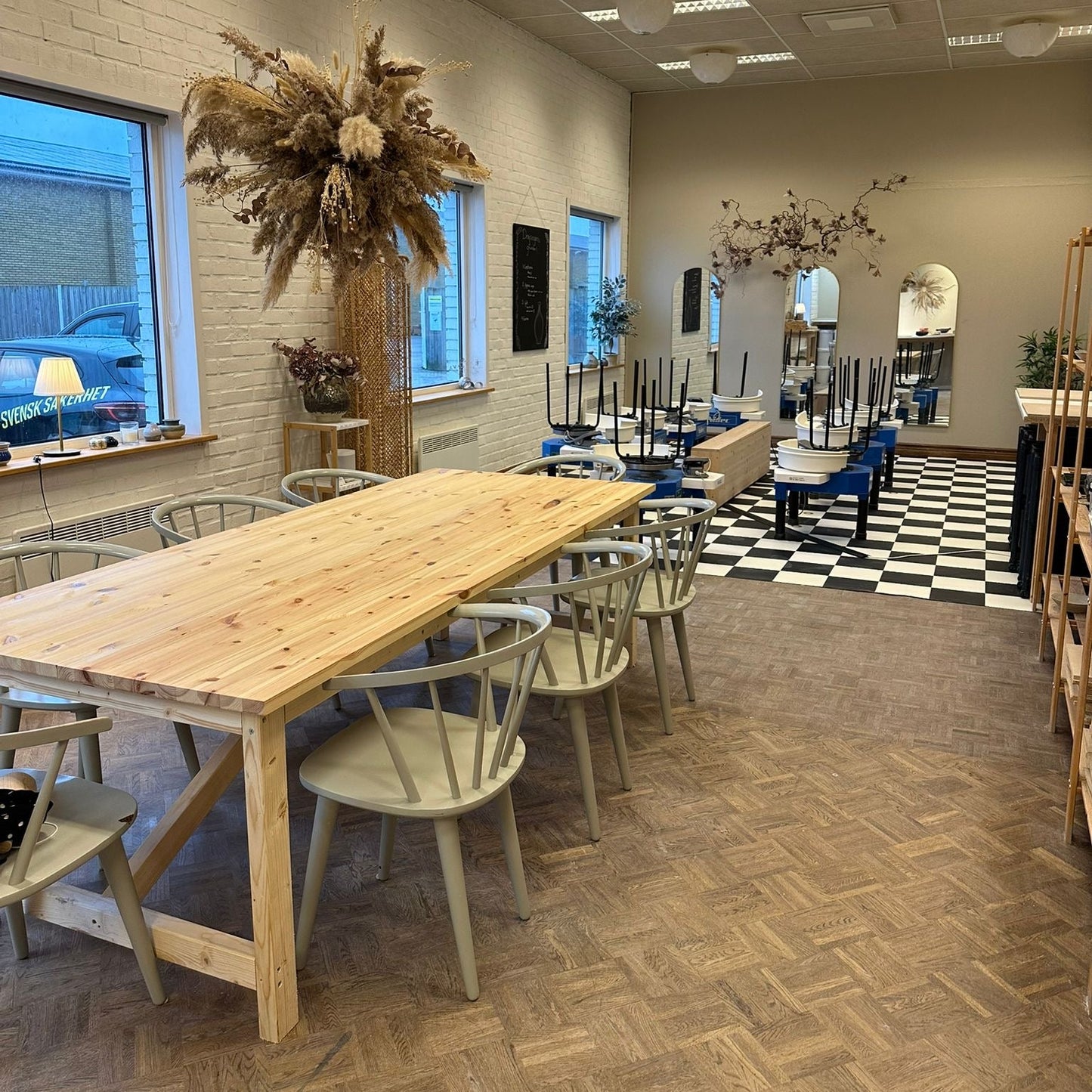 Jullovskeramik för barn i vuxet sällskap - Mån 29 December kl. 12:00 - 15:00